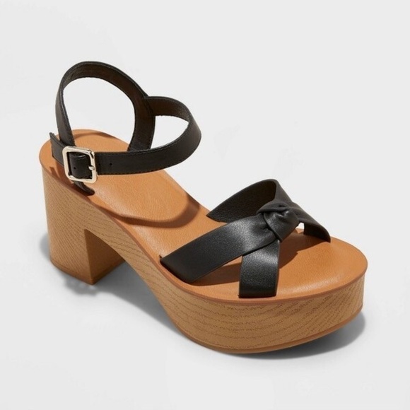 Universal Thread Shoes - Women's Valerie Platform Heels - Universal Thread